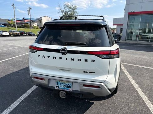 Used 2023 Nissan Pathfinder SL w/ SL Premium Package AWD/4WD image 4