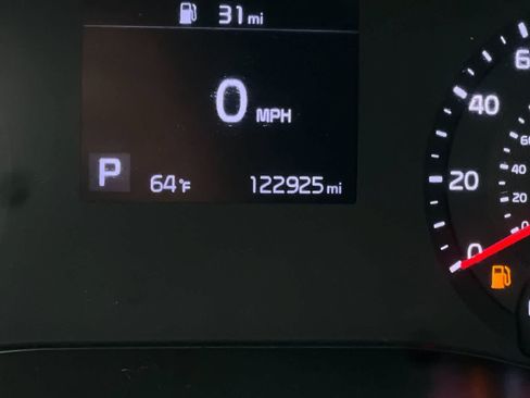 Used 2022 Kia Soul LX w/ Technology Package FWD image 25