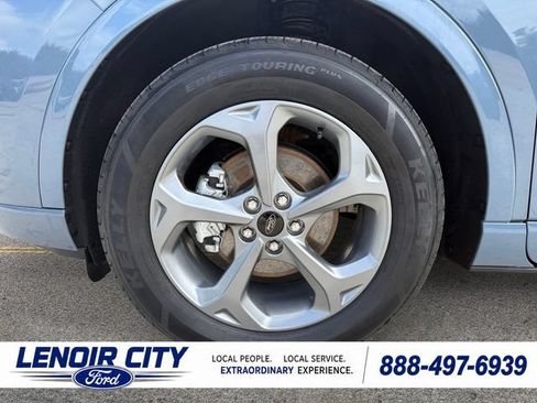 Certified 2023 Ford Escape ST-Line w/ Tech Pack #1 AWD/4WD image 9
