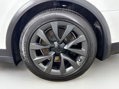 Used 2022 Tesla Model X AWD/4WD image 31