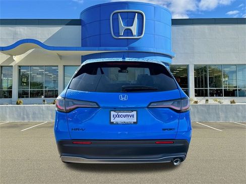 New 2026 Honda HR-V Sport image 3