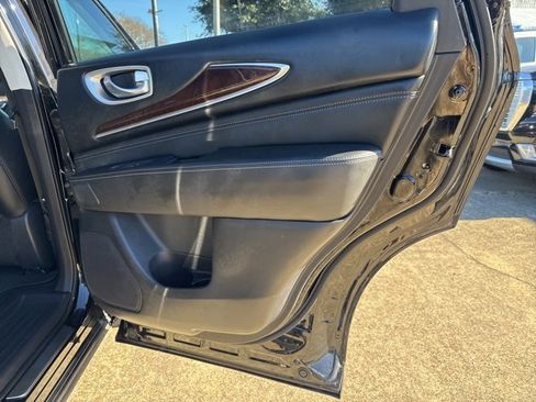 Used 2019 INFINITI QX60 Luxe w/ Sensory Package image 18