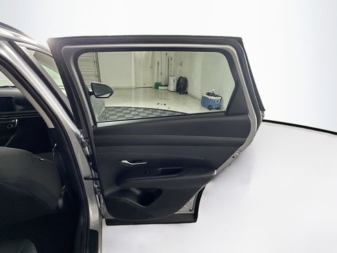Used 2025 Hyundai Tucson SEL FWD image 30