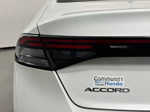Certified 2025 Honda Accord SE image 45