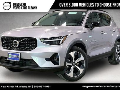 New 2026 Volvo XC40 B5 Plus w/ Protection Package Premier