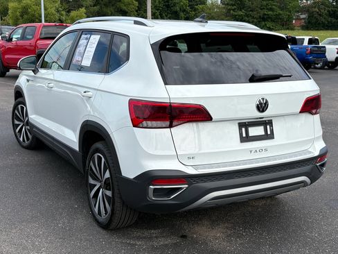 Used 2023 Volkswagen Taos SE FWD image 7