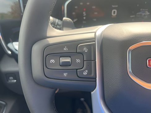 New 2026 GMC Sierra 1500 Elevation image 30