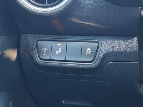 Used 2022 Kia Forte GT-Line w/ GT-Line Premium Package image 18