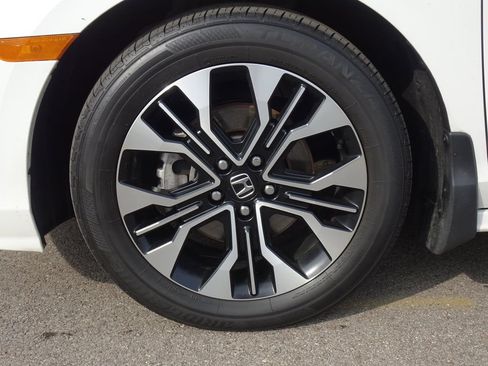 Used 2025 Honda Odyssey Elite image 31