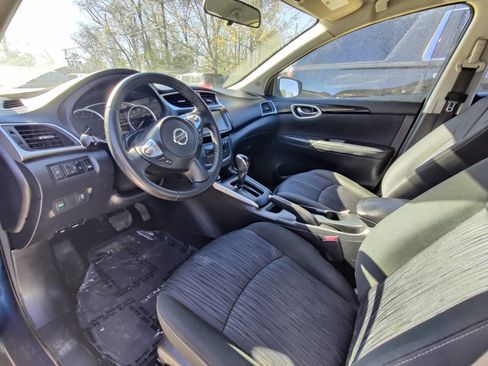 Used 2019 Nissan Sentra SV image 8
