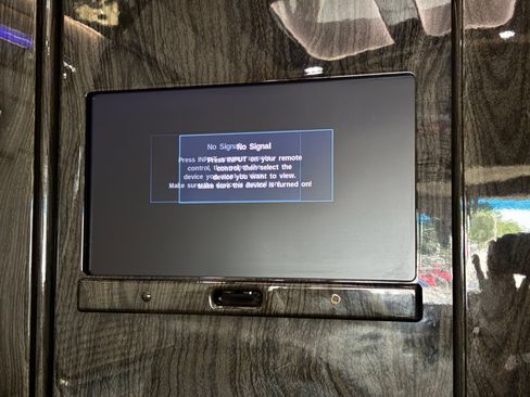 Used 2020 Mercedes-Benz Sprinter 2500 w/ Windows All Around Package image 51