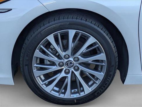 Used 2020 Lexus ES 350 w/ Premium Package image 24