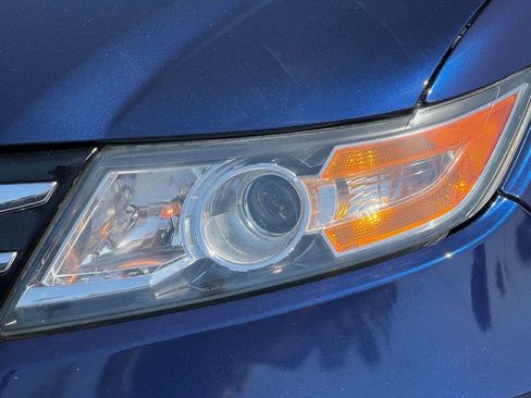 Used 2014 Honda Odyssey EX-L image 23