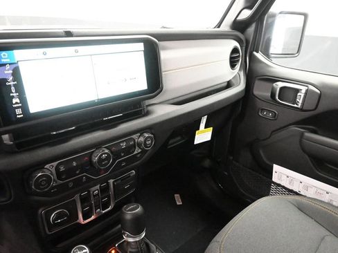 New 2026 Jeep Gladiator Sport image 15