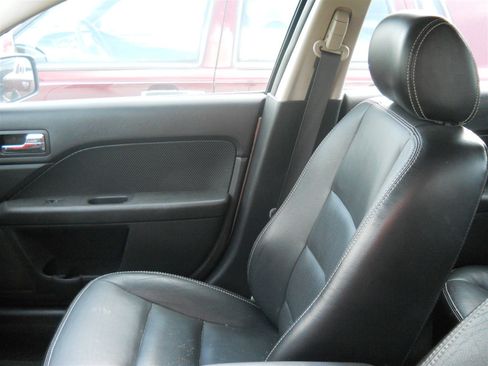 Used 2006 Ford Fusion SEL image 8