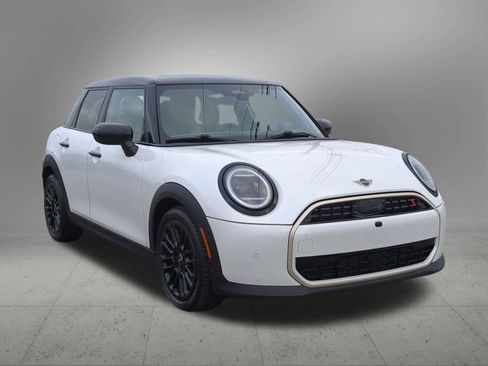 Used 2025 MINI Cooper S image 8