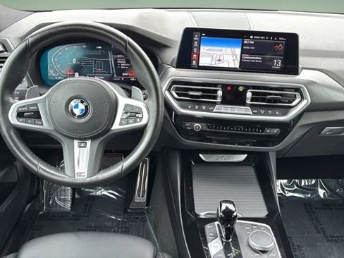 Used 2024 BMW X3 xDrive30i image 9