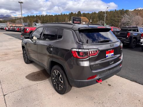 Used 2021 Jeep Compass Trailhawk image 3