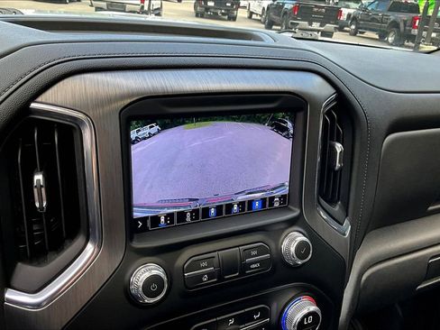 Used 2020 GMC Sierra 2500 Denali w/ Denali Ultimate Package AWD/4WD image 17