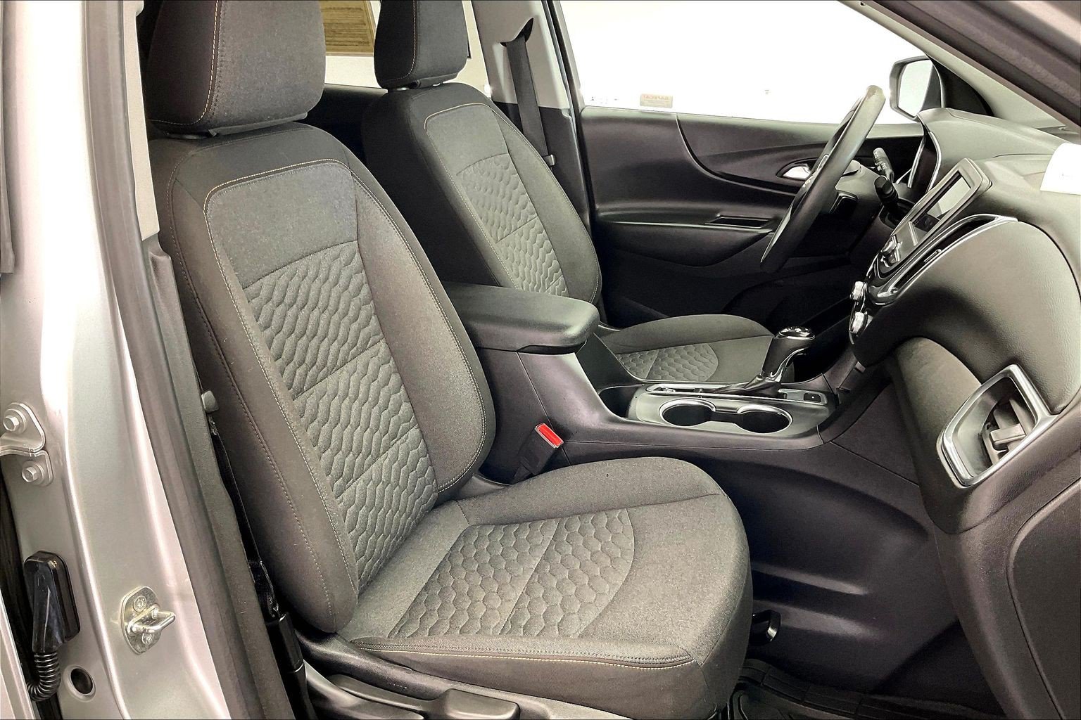 Used 2021 Chevrolet Equinox LT AWD/4WD image 5