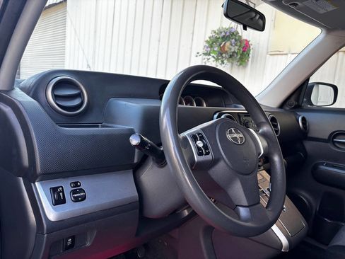 Used 2012 Scion xB image 25