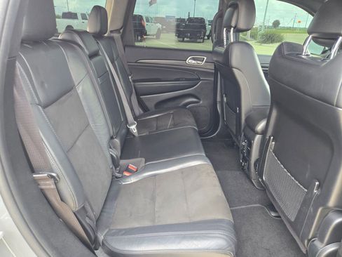 Used 2021 Jeep Grand Cherokee Laredo X AWD/4WD image 22