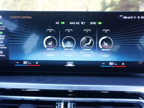 Used 2024 BMW 330i Sedan RWD image 13