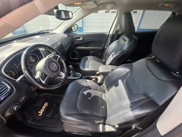 Used 2017 Jeep Compass Limited AWD/4WD image 12