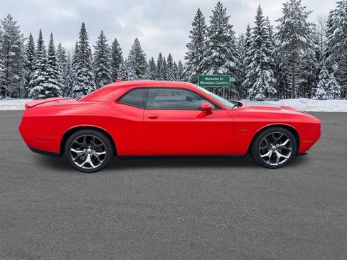 Used 2015 Dodge Challenger R/T Plus image 7