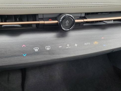 Certified 2023 Nissan Ariya FWD image 26