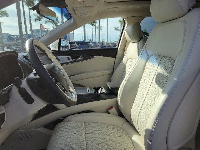 Certified 2019 Lincoln Nautilus Black Label FWD image 25