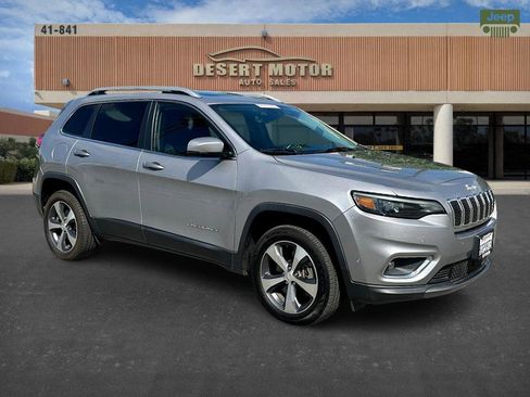 Used 2021 Jeep Cherokee Limited image 3