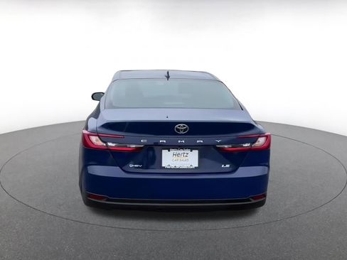 Used 2025 Toyota Camry LE image 12