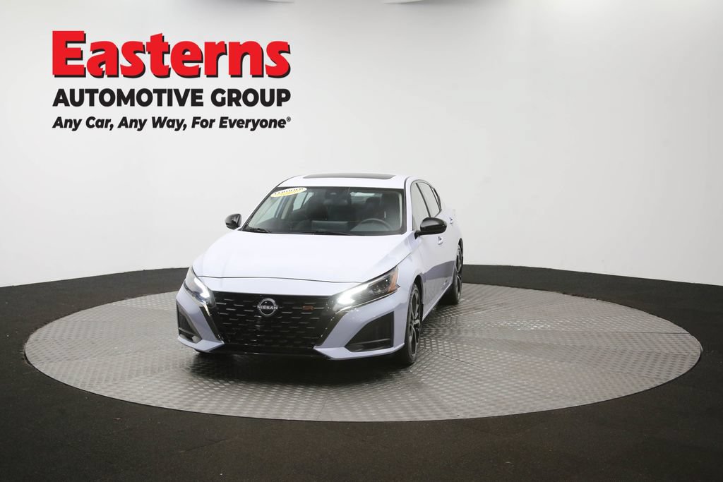Used 2025 Nissan Altima 2.5 SR w/ SR Premium Package FWD image 56