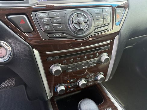 Used 2015 Nissan Pathfinder SL w/ SL Premium Package FWD image 21