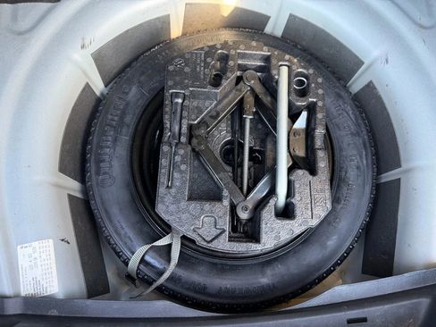 Used 2016 Volkswagen Jetta SE image 39