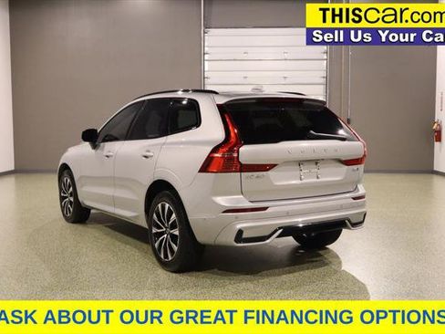 Used 2025 Volvo XC60 B5 Plus AWD/4WD image 5