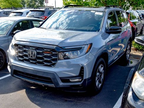 Used 2022 Honda Passport TrailSport image 13