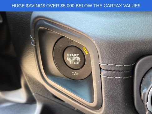 Used 2025 Jeep Wrangler Unlimited Sahara AWD/4WD image 25