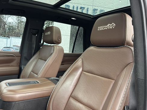 Certified 2021 Chevrolet Tahoe High Country w/ Premium Package image 25