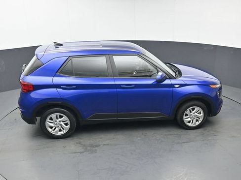 Used 2022 Hyundai Venue SE FWD image 36