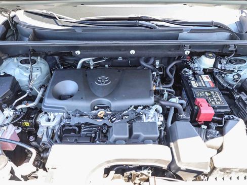 Certified 2022 Toyota RAV4 XLE Premium FWD image 26