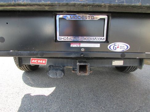 Used 2021 Ford F250 XL w/ Power Equipment Group RWD image 9