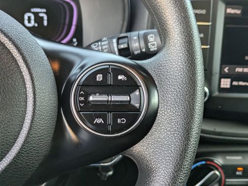Used 2024 Kia Soul LX w/ Option Group 015 image 19