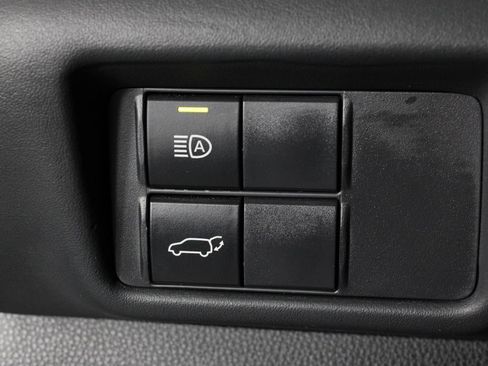 Used 2022 Toyota Highlander XLE image 24