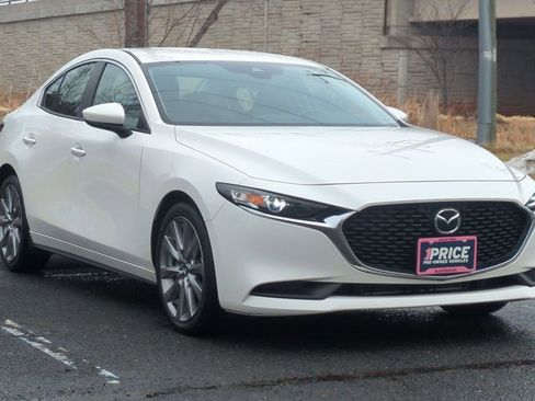 Used 2021 MAZDA MAZDA3 s image 3