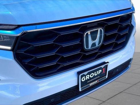Used 2025 Honda Pilot EX-L image 30