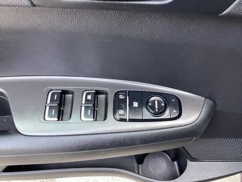 Used 2018 Kia Optima S w/ Panoramic Sunroof Package image 19