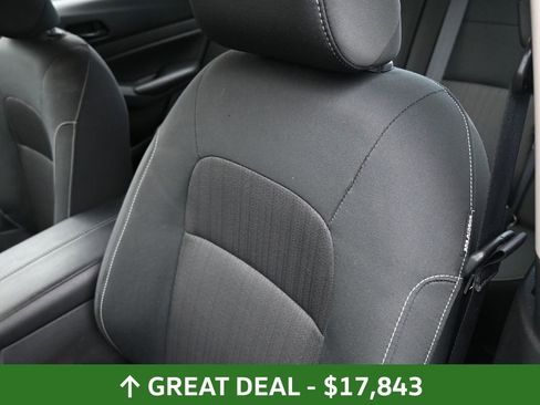 Used 2024 Nissan Altima 2.5 S FWD image 20