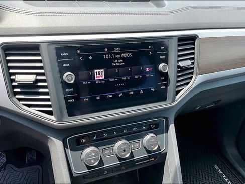 Used 2021 Volkswagen Atlas SE FWD image 6